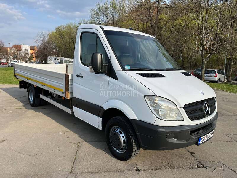 Mercedes Benz Sprinter 515