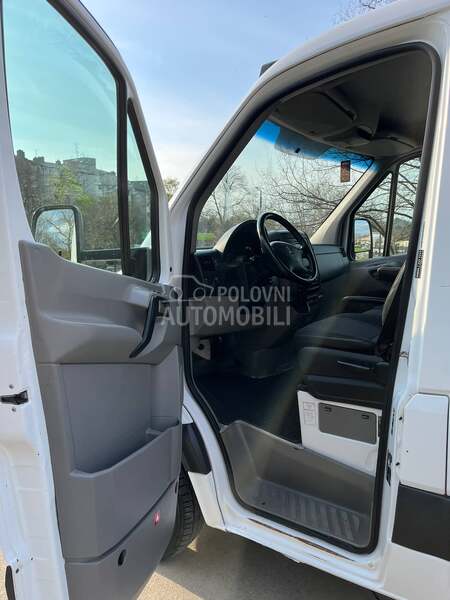 Mercedes Benz Sprinter 515