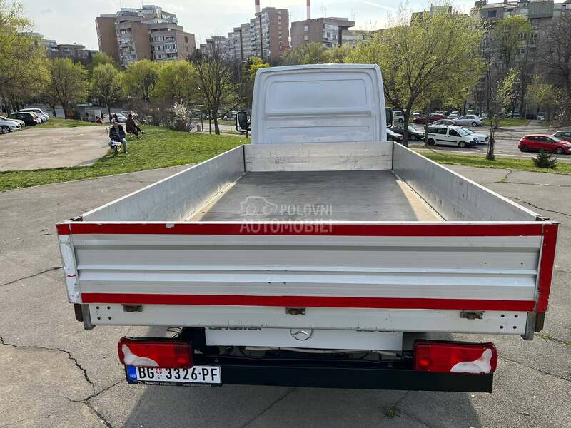 Mercedes Benz Sprinter 515