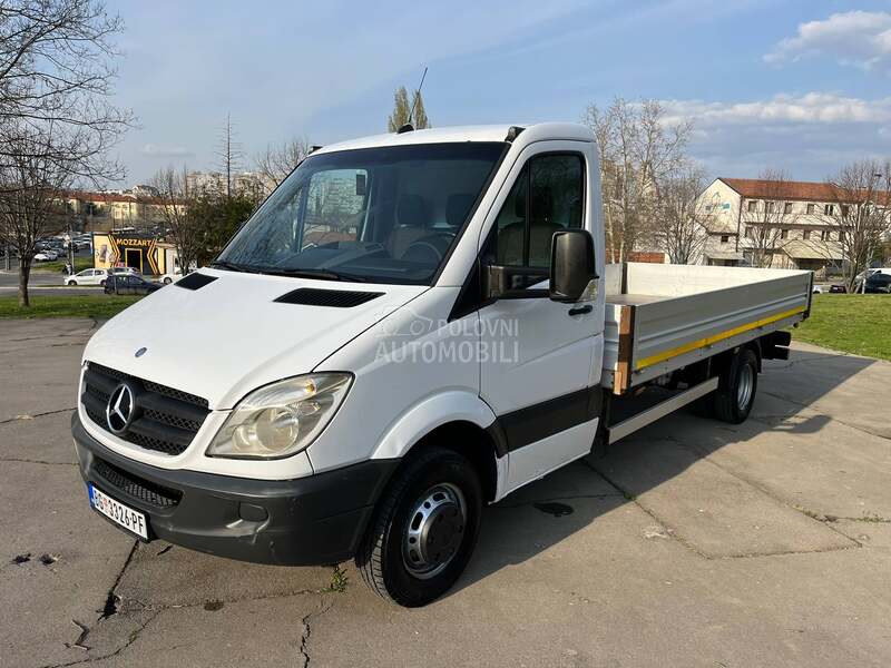 Mercedes Benz Sprinter 515