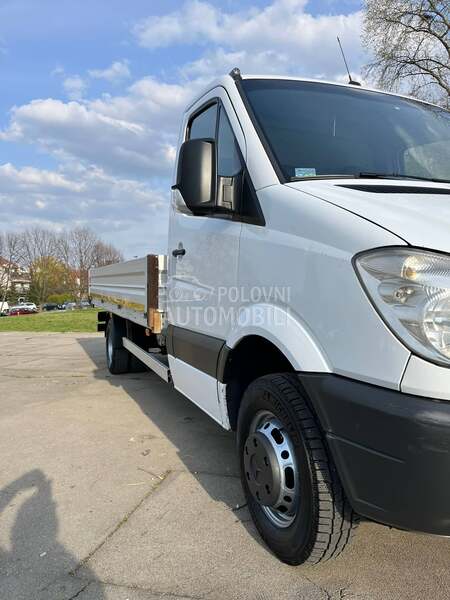 Mercedes Benz Sprinter 515