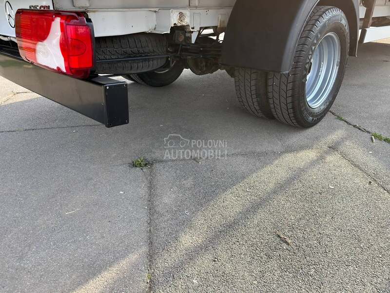 Mercedes Benz Sprinter 515