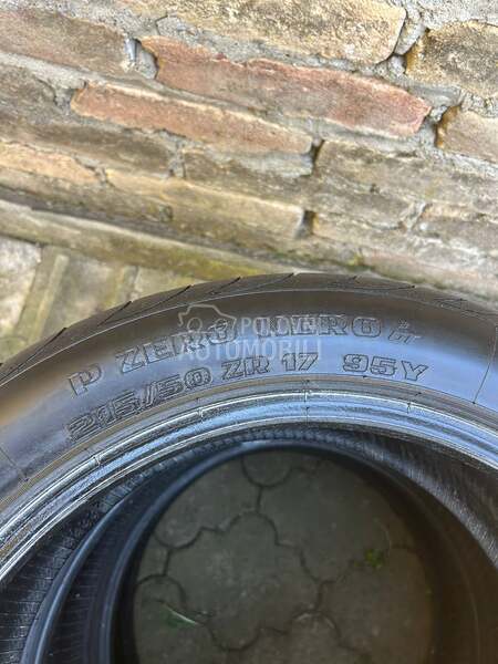 Pirelli 215/50 R17 Letnja