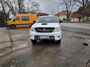 Toyota Hilux 2.5
