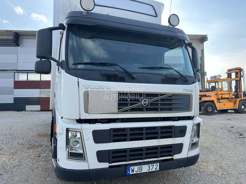 Volvo FM9 Furgon