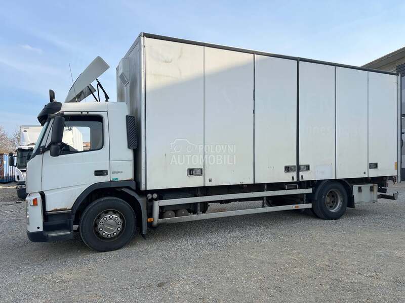 Volvo FM9 Furgon
