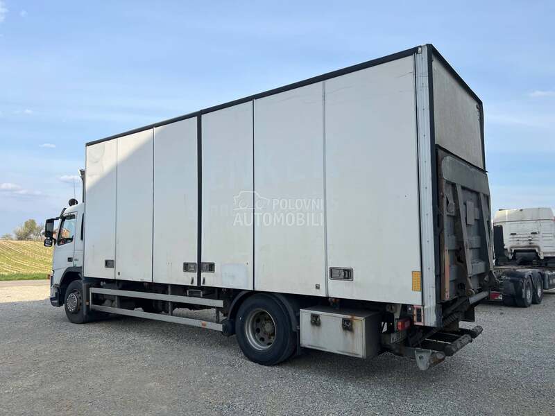 Volvo FM9 Furgon