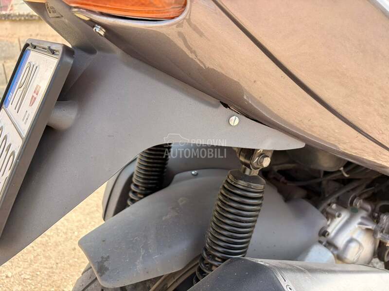 Aprilia Leonardo 250