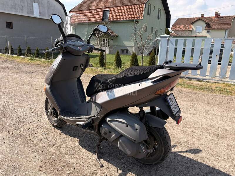 Aprilia Leonardo 250