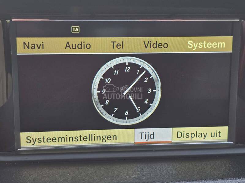 Mercedes Benz E 200 AVANTGARDE FUL