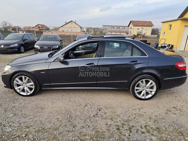 Mercedes Benz E 200 AVANTGARDE FUL