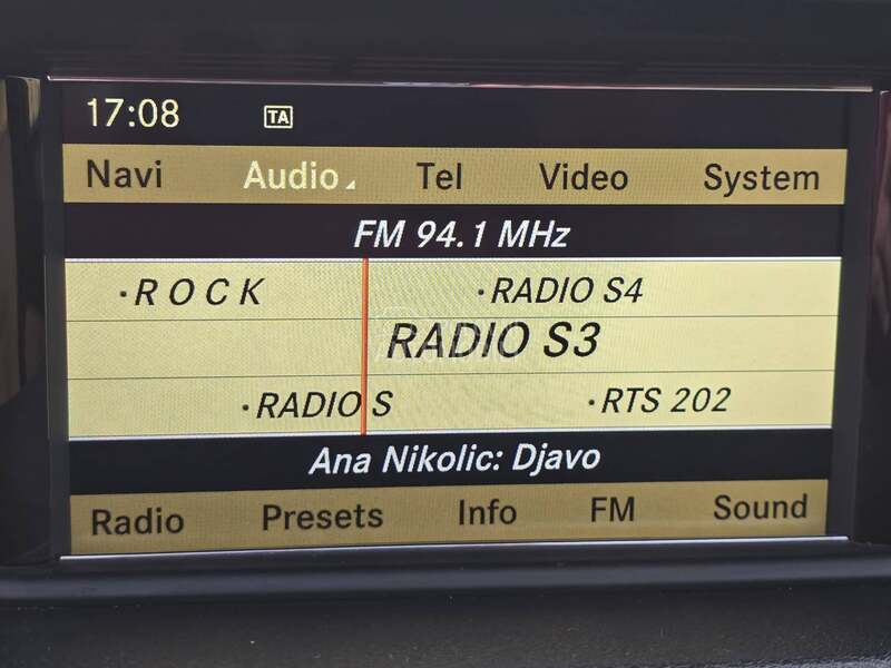 Mercedes Benz E 200 AVANTGARDE FUL