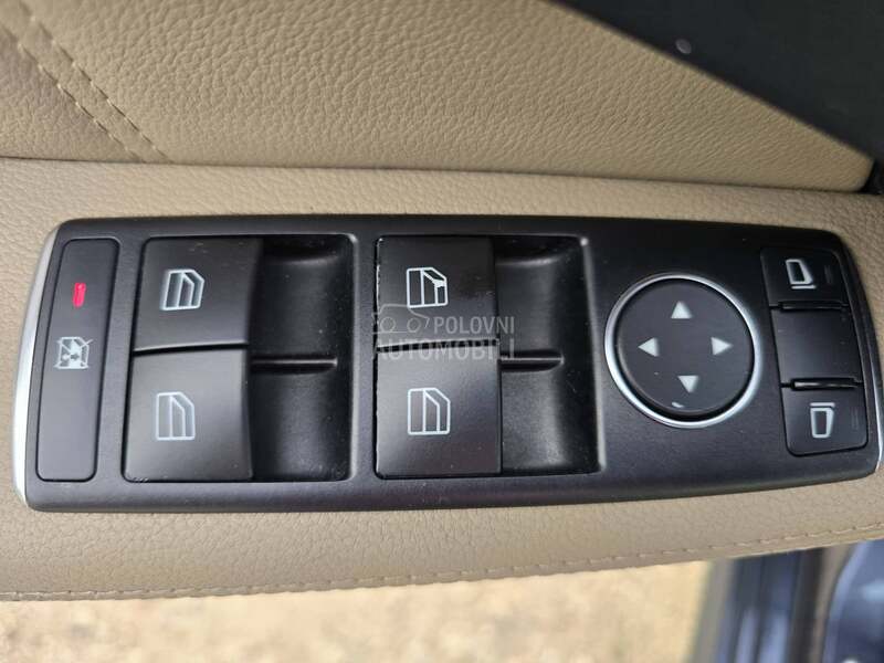 Mercedes Benz E 200 AVANTGARDE FUL