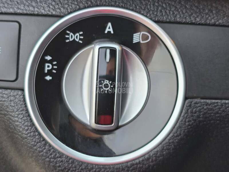 Mercedes Benz E 200 AVANTGARDE FUL