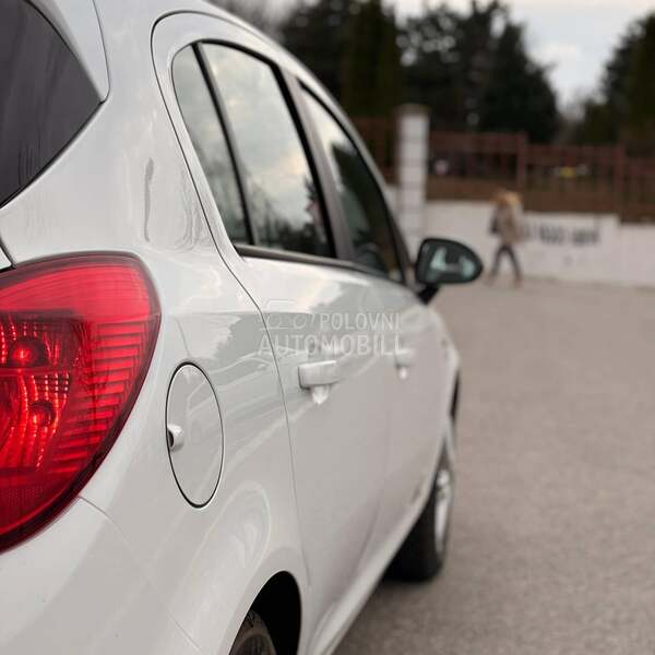 Opel Corsa D 
