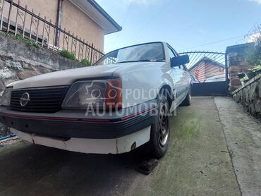 Opel Ascona 1.6