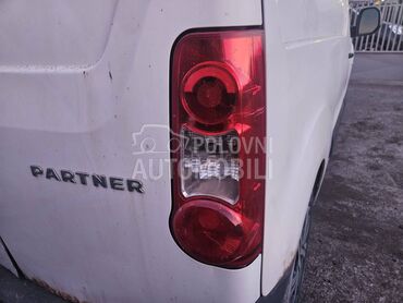 Desni Stop za Peugeot Partner od 2008. do 2012. god.