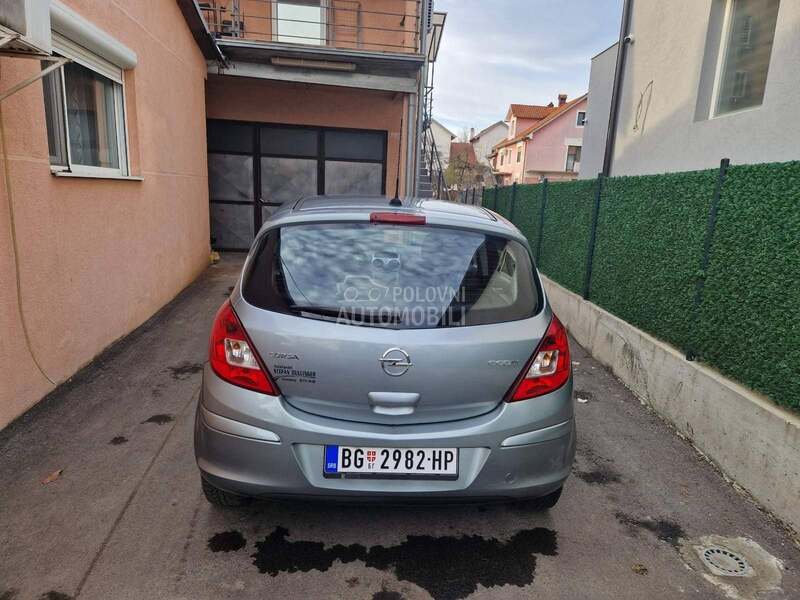 Opel Corsa D 