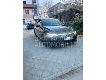 Volkswagen Golf 8 GTE IQ Matrix