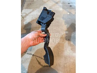 pedala gasa papucica za Opel Corsa E od 2013. do 2020. god.