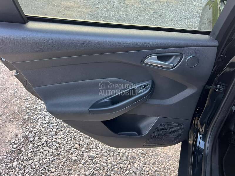 Ford Focus 97.000 K.M/OPREMA