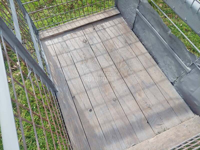 IMT traktorska korpa