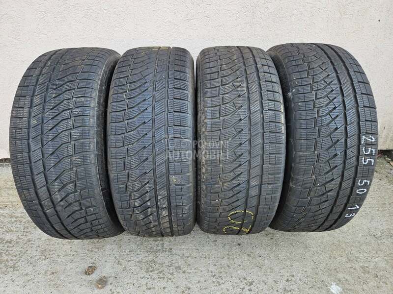 Falken 255/50 R19 Zimska