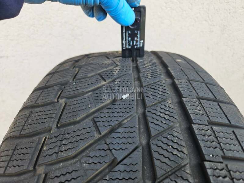 Falken 255/50 R19 Zimska