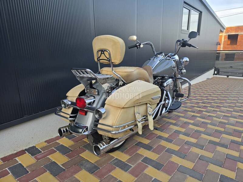 Harley Davidson Road King FLHRC