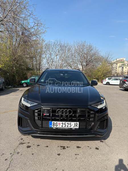 Audi Q8 