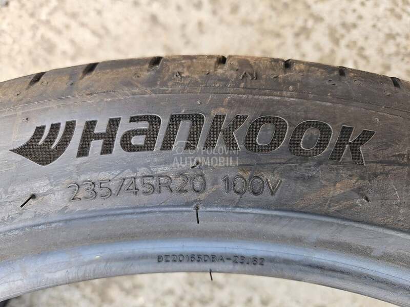 Hankook 235/45 R20 Letnja