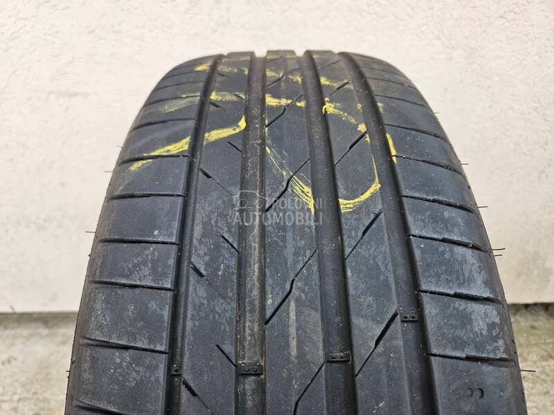 Hankook 235/45 R20 Letnja