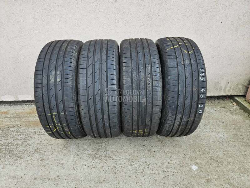 Hankook 235/45 R20 Letnja