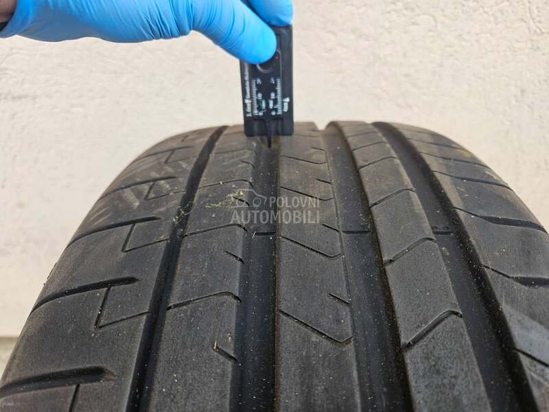 Pirelli 255/35 R20 Letnja