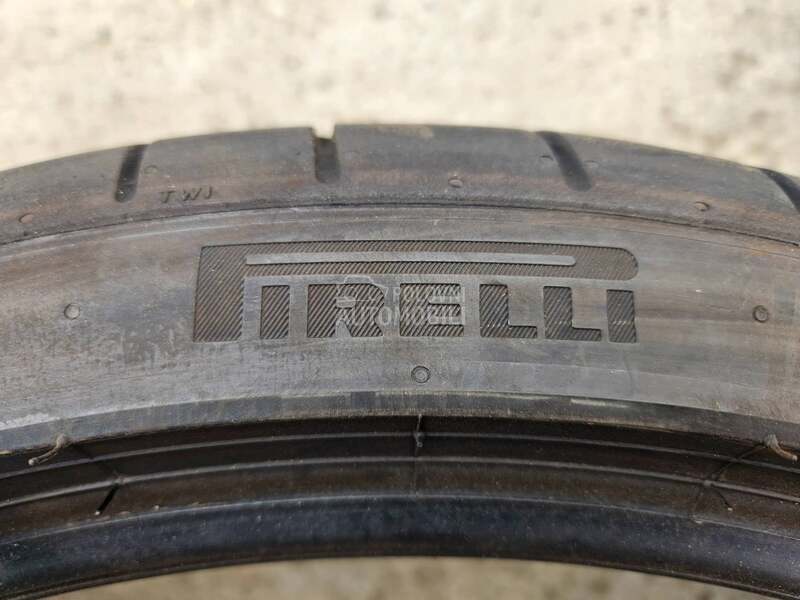 Pirelli 255/35 R20 Letnja