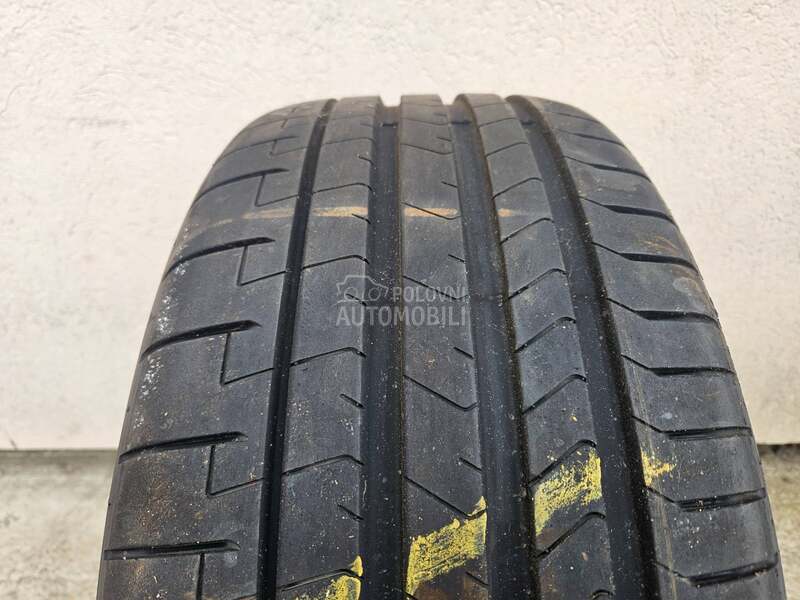 Pirelli 255/35 R20 Letnja