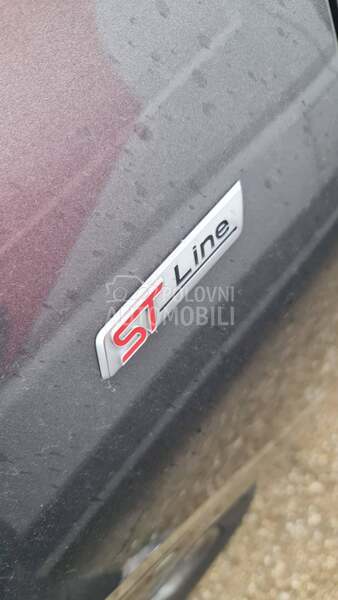 Ford Kuga ST Line