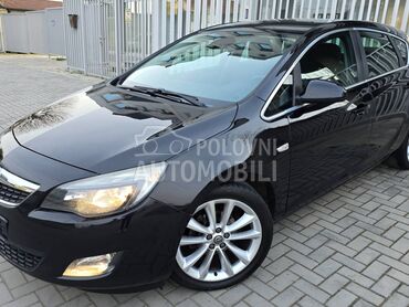 Opel Astra J 1.4 COSMO