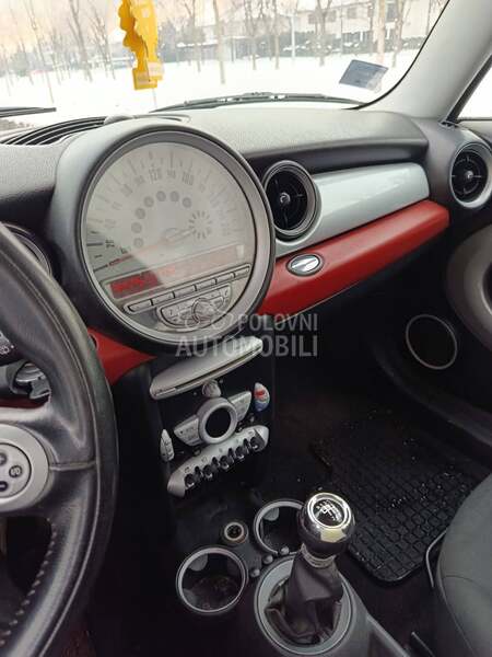 MINI Cooper 