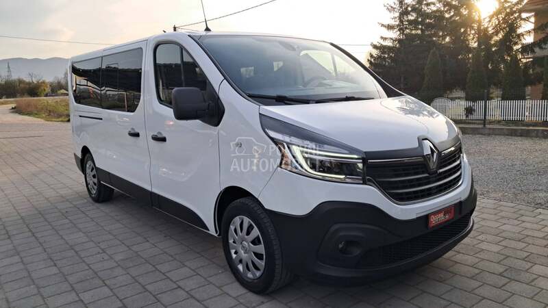 Renault Trafic 2.0 dci 120