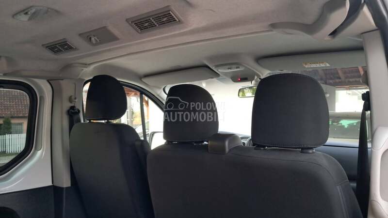 Renault Trafic 2.0 dci 120