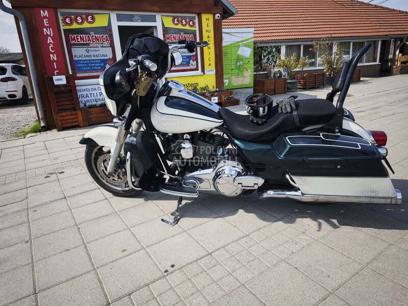 Harley Davidson Street glide