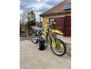 Suzuki RM 125cc 2T