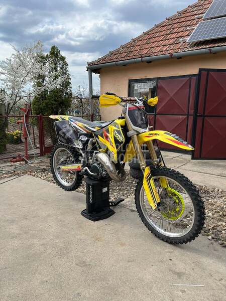 Suzuki RM 125cc 2T