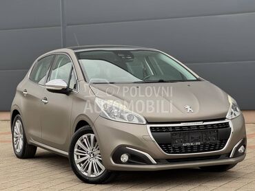 Peugeot 208 1.6EHDI / PANO / NAV