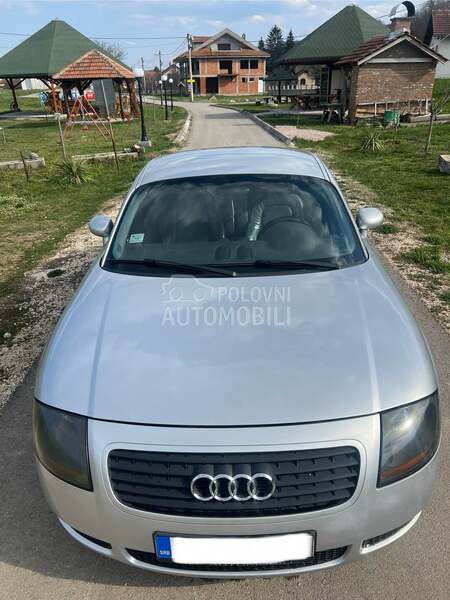 Audi TT 