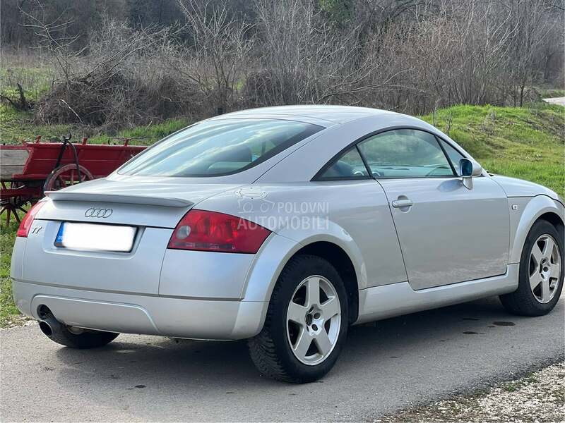 Audi TT 
