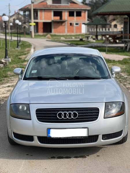 Audi TT 