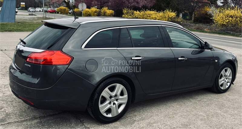 Opel Insignia 