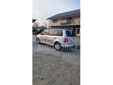 Volkswagen Touran 1.9 TDI Restajling